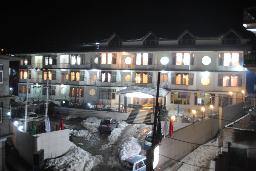 Nishita Resorts Манали Экстерьер фото